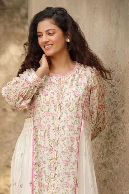 Amoree by Shikha Chaudhry_Off White Cotton, Silk Embroidery Round Neck Floral Pattern Dress _Online_at_Aza_Fashions