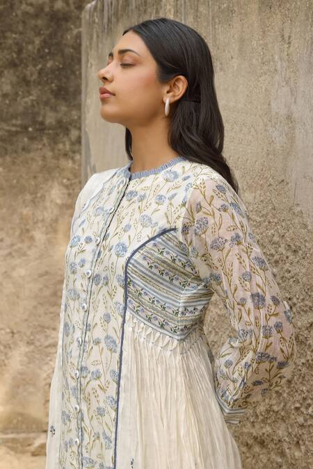 Buy Amoree by Shikha Chaudhry Off White Cotton, Silk Embroidery Round Neck Floral Pattern Kurta Set Online at Aza Fashions Buy_Amoree by Shikha Chaudhry_Off White Cotton, Silk Embroidery Round Neck Floral Pattern Kurta Set _Online_at_Aza_Fashions