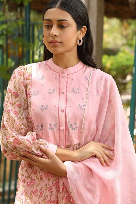 Amoree by Shikha Chaudhry Pink Cotton, Silk Embroidery Mandarin Collar Floral Bloom Pattern Kurta Set Online at Aza Fashions Amoree by Shikha Chaudhry_Pink Cotton, Silk Embroidery Mandarin Collar Floral Bloom Pattern Kurta Set _Online_at_Aza_Fashions