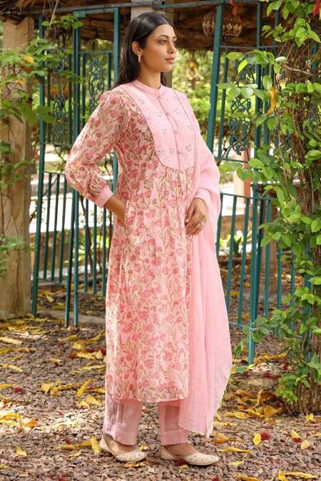 Buy Amoree by Shikha Chaudhry Pink Cotton, Silk Embroidery Mandarin Collar Floral Bloom Pattern Kurta Set Online at Aza Fashions Buy_Amoree by Shikha Chaudhry_Pink Cotton, Silk Embroidery Mandarin Collar Floral Bloom Pattern Kurta Set _Online_at_Aza_Fashions