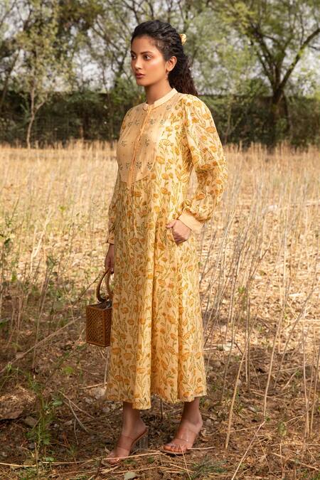 Buy_Amoree by Shikha Chaudhry_Off White Cotton, Silk Beads, Embroidery Mandarin Collar Floral Pattern Dress _Online_at_Aza_Fashions