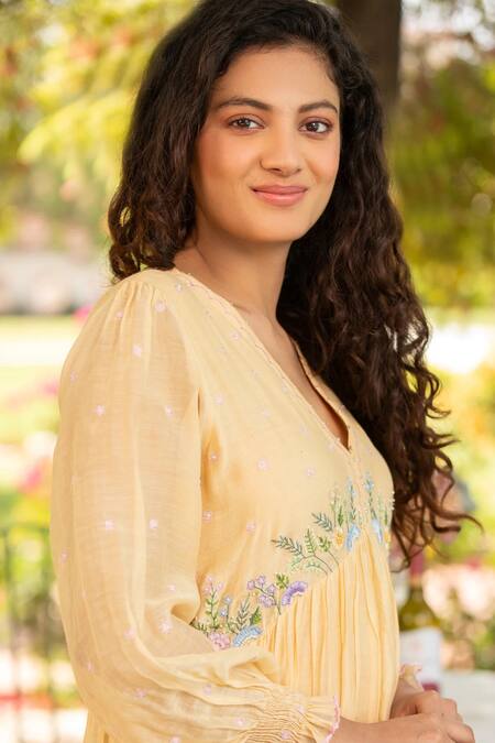 Amoree by Shikha Chaudhry_Yellow Cotton, Silk Embroidery, Pearls V-neck Floral Dress _Online_at_Aza_Fashions