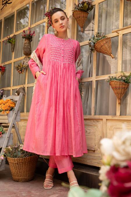 Amoree by Shikha Chaudhry_Pink Cotton Embroidery Round Neck Gulnaar Kurta Set _at_Aza_Fashions