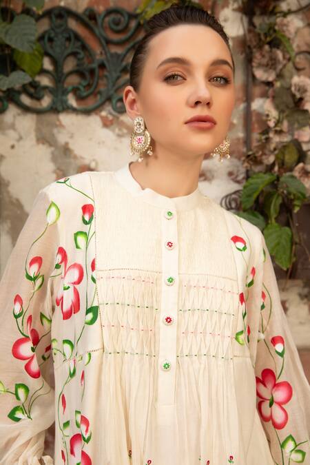 Shop_Amoree by Shikha Chaudhry_Ivory Cotton Embroidery Mandarin Collar Bloom Pattern Kurta Set _Online_at_Aza_Fashions