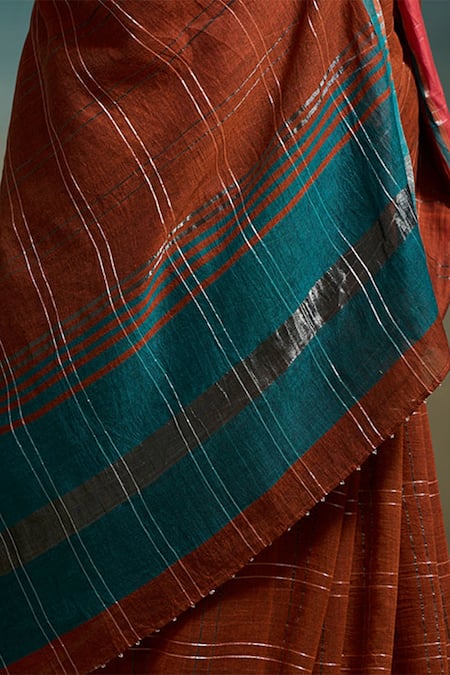 Shop_Dressfolk_Orange Handloom Cotton Zari Avni Saree With Unstitched Blouse Piece _Online_at_Aza_Fashions