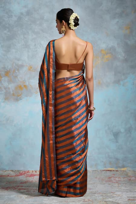 Dressfolk Pratibha Stripe Pattern Saree With Unstitched Blouse Piece 