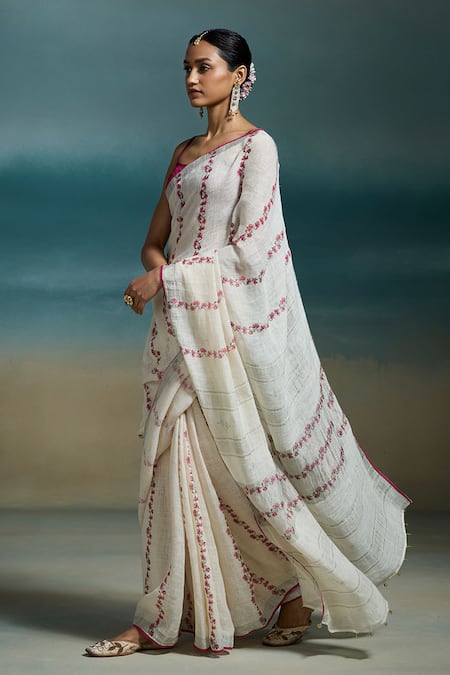 Shop_Dressfolk_White Handloom Cotton, Linen Zari Tuhina Saree With Unstitched Blouse Piece_Online_at_Aza_Fashions