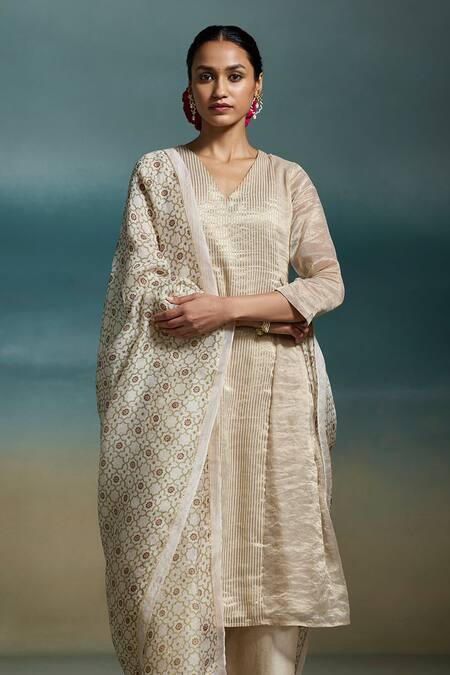 Dressfolk_Ivory Chanderi, Organza Zari V-neck Tanuja Stripe Woven Anarkali Set_at_Aza_Fashions