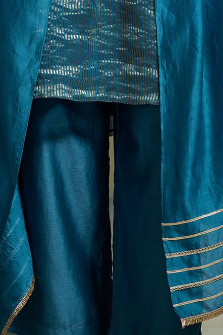 Dressfolk_Blue Chanderi Zari Split V-neck Sharvari Stripe Woven A-line Kurta Set_at_Aza_Fashions