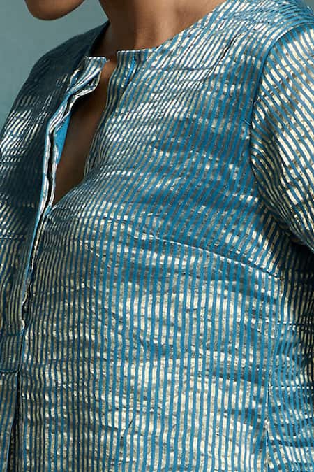 Buy_Dressfolk_Blue Chanderi Zari Split V-neck Sharvari Stripe Woven A-line Kurta Set