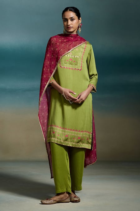 Dressfolk Green Modal, Satin Embroidery, Sequins Split Kiyana Placement Print Kurta Set 