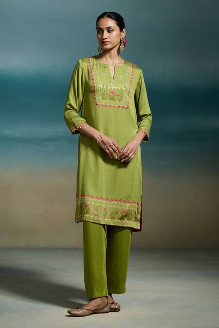 Buy_Dressfolk_Green Modal, Satin Embroidery, Sequins Split Kiyana Placement Print Kurta Set_Online_at_Aza_Fashions