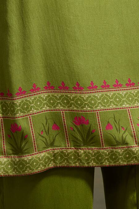 Dressfolk_Green Modal, Satin Embroidery, Sequins Split Kiyana Placement Print Kurta Set_at_Aza_Fashions