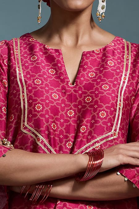 Shop_Dressfolk_Pink Modal Sequins Split V-neck Kritika Printed Kurta Set_Online_at_Aza_Fashions