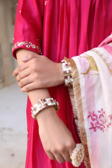 Amoree by Shikha Chaudhry_Pink Silk Embroidery, Foil Printing, Zari Mandarin Collar Laxmi Rani Suit Set _Online_at_Aza_Fashions