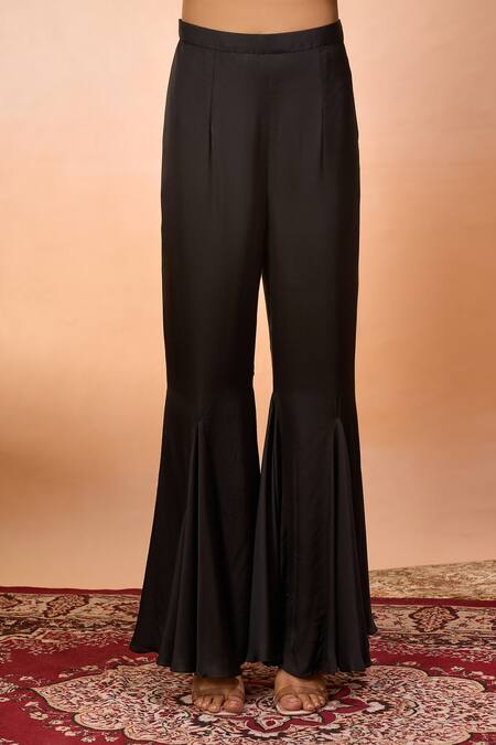 Alaya Advani_Black Modal, Satin Embroidery Sweetheart Neck Hand Top Sharara Set _at_Aza_Fashions