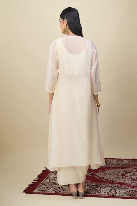 Alaya Advani Embroidered Cape & Draped Skirt Set 