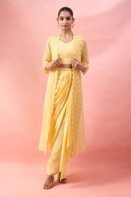 Alaya Advani Yellow Georgette Embroidery V-neck Floral Cape And Draped Skirt Set at Aza Fashions Alaya Advani_Yellow Georgette Embroidery V-neck Floral Cape And Draped Skirt Set _at_Aza_Fashions