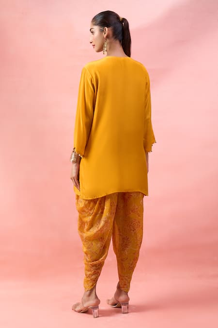 Alaya Advani Short Kurta & Floral Print Dhoti Pant 