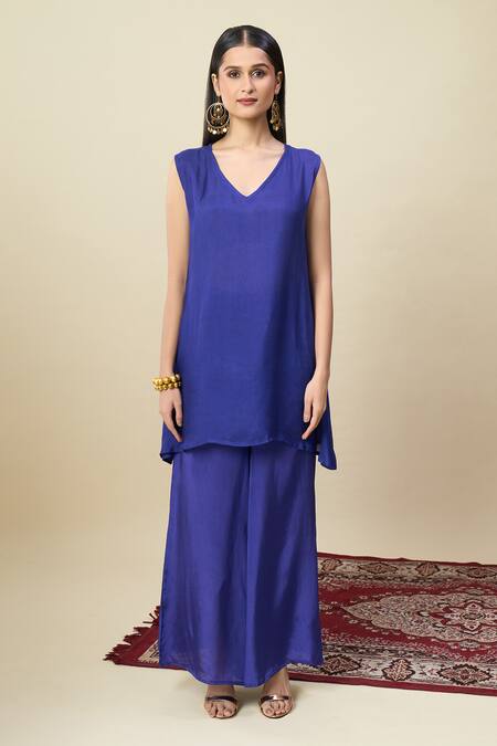 Buy_Alaya Advani_Blue Satin, Georgette Embroidery Split Bandhani Pattern Kurta And Palazzo Set _Online_at_Aza_Fashions