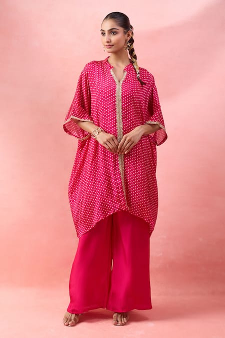 Alaya Advani Pink Georgette Embroidery Split V-neck Bandhani Kurta And Flared Pant Set Online at Aza Fashions Alaya Advani_Pink Georgette Embroidery Split V-neck Bandhani Kurta And Flared Pant Set _Online_at_Aza_Fashions