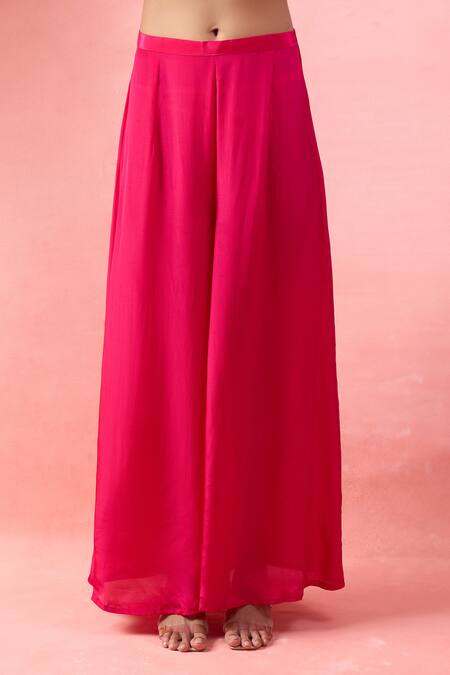 Alaya Advani Pink Georgette Embroidery Split V-neck Bandhani Kurta And Flared Pant Set at Aza Fashions Alaya Advani_Pink Georgette Embroidery Split V-neck Bandhani Kurta And Flared Pant Set _at_Aza_Fashions