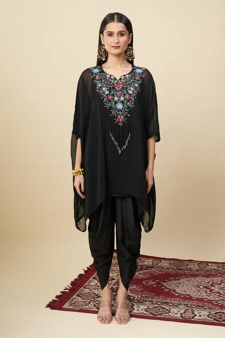 Alaya Advani_Black Georgette Notched Neck Embroidered Cape And Dhoti Pant Set _at_Aza_Fashions
