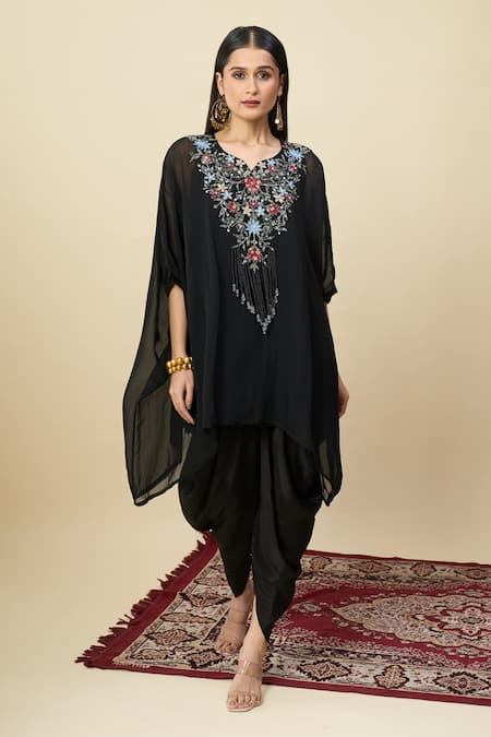 Alaya Advani Embroidered Cape & Dhoti Pant Set 