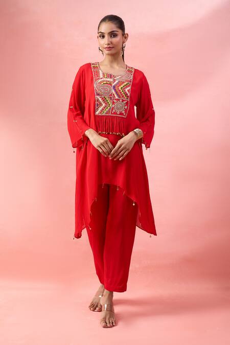 Buy_Alaya Advani_Red Georgette Embroidery, Beads Round Neck High-low Kurta And Pant Set 