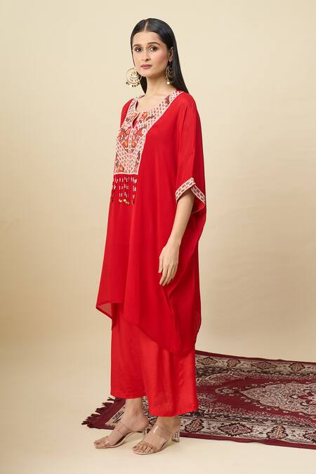 Buy_Alaya Advani_Red Satin, Georgette Embroidery, Beads Round Neck Yoke Kurta And Wide Leg Pant Set 