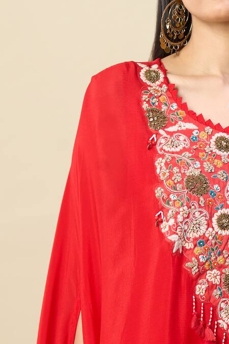 Buy_Alaya Advani_Red Georgette Embroidery, Beads Round Neck Yoke Cape Kurta And Pant Set 