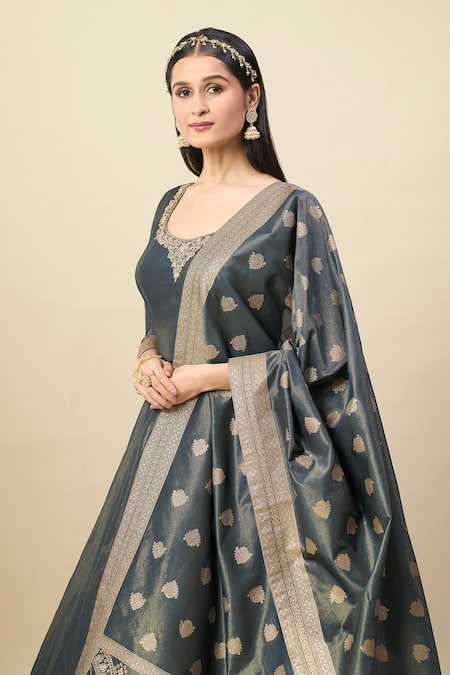 Shop_Alaya Advani_Blue Georgette Embroidery, Zari Scoop Neck Shimmer Anarkali With Floral Dupatta 