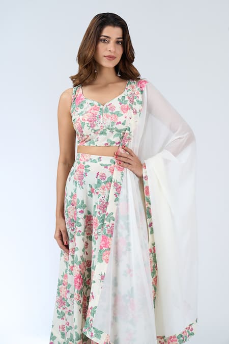 Samyukta Singhania_White Leaf Neck Floral Print Lehenga Set _at_Aza_Fashions
