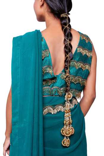 Vaidaan Iraaya Embellished Parandi 