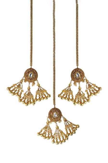Vaidaan_Gold Kiyana Embellished Parandi _Online_at_Aza_Fashions