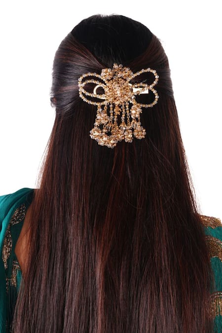 Vaidaan Urvi Embellished Hair Clip 