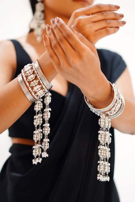 Vaidaan Silver Plated Beads, Pearls Jyotsna Embellished Kaleeras 