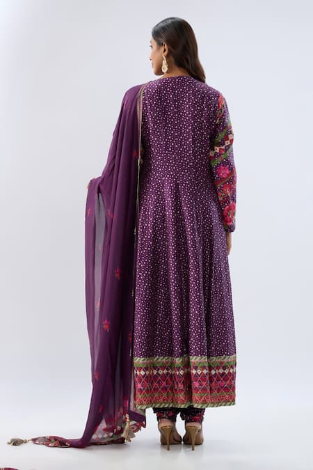 Label Niti Bothra Floral Pattern Kurta Set 