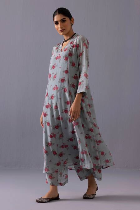 Label Shreya Sharma_Blue Crepe V-neck Thea Floral Print Kurta And Pant Set _Online_at_Aza_Fashions