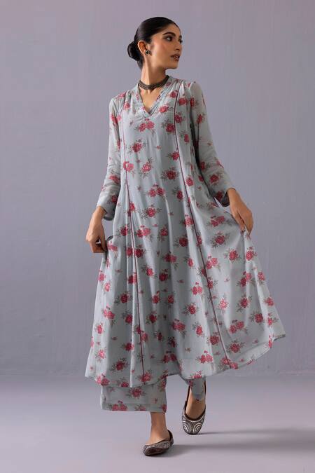 Shop_Label Shreya Sharma_Blue Crepe V-neck Thea Floral Print Kurta And Pant Set _Online_at_Aza_Fashions