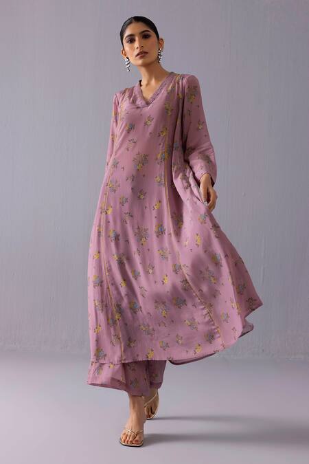 Buy_Label Shreya Sharma_Purple Crepe V-neck Thea Daisy Print Kurta And Pant Set _Online_at_Aza_Fashions