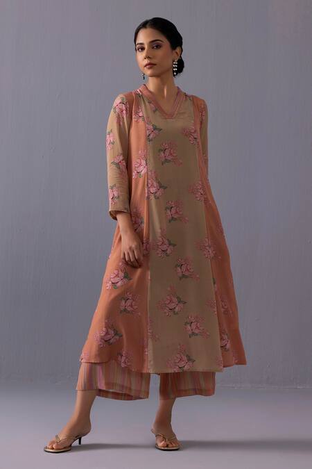 Label Shreya Sharma_Brown Crepe Split V-neck Thea Rosella Print Kurta And Pant Set _Online_at_Aza_Fashions