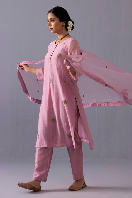 Label Shreya Sharma_Pink Chanderi, Organza Embroidery Round Neck Malti Kurta Set _Online_at_Aza_Fashions