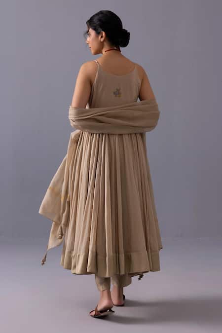 Label Shreya Sharma Mira Thread Embroidered Anarkali Set 