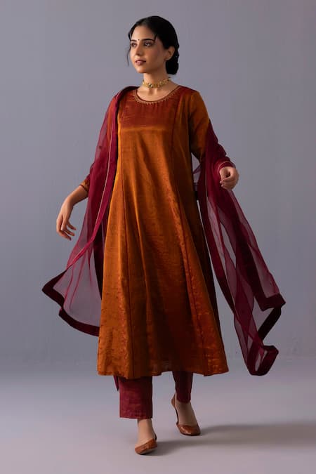 Label Shreya Sharma Himani Placement Embroidered Kurta Set 