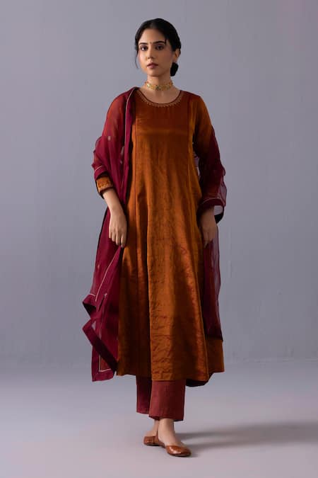 Label Shreya Sharma_Rust Chanderi, Tissue, Organza Embroidery Round Neck Himani Placement Kurta Set _Online_at_Aza_Fashions
