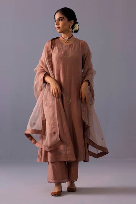 Label Shreya Sharma Noor Chanderi Placement Embroidered Kurta Set 