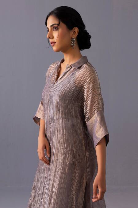 Buy_Label Shreya Sharma_Gray Tissue Collared Rohini Pure Kurta With Pant 