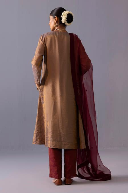 Label Shreya Sharma Rashmi Chanderi Kurta Set 