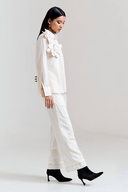Notsosure_White Chanderi Silk Fabric Flowers Collared 3d Embellished Shirt _Online_at_Aza_Fashions